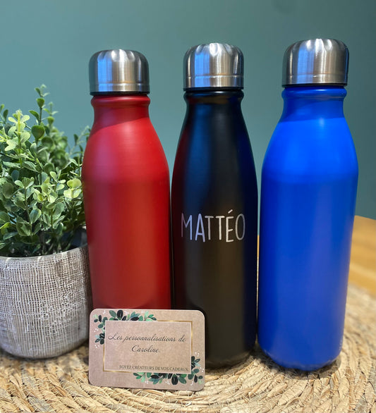 Gourde personnalisée gravée, cadeau unique pratique et élégant pour le quotidien, le sport, l'école ou le bureau.